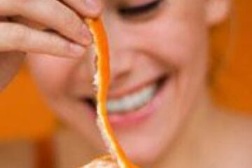 Coaja de mandarină, eficientă în tratarea unor forme de cancer