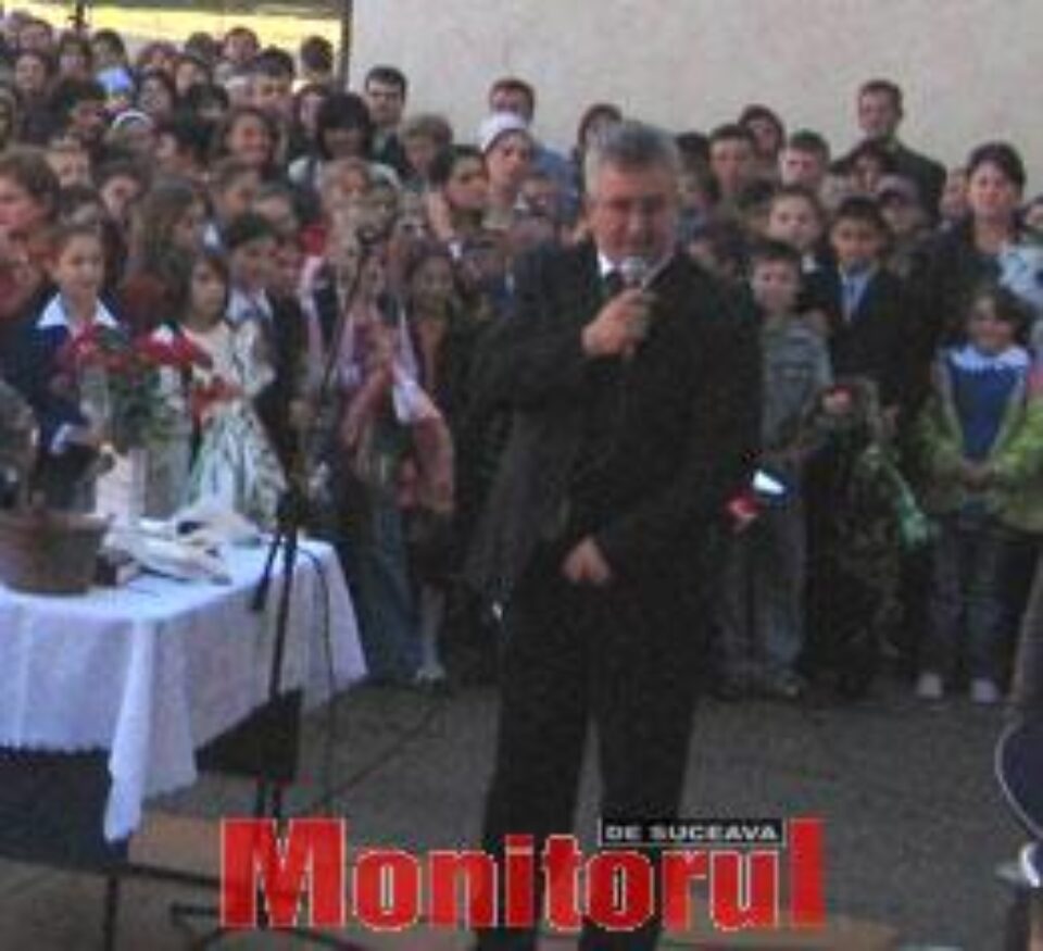 Tur de forță al primarului Sucevei în prima zi de școală