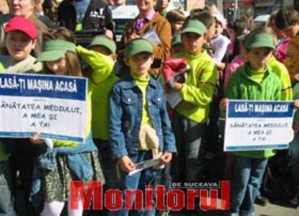 Marșul micilor ecologiști din Suceava Marșul micilor ecologiști din Suceava