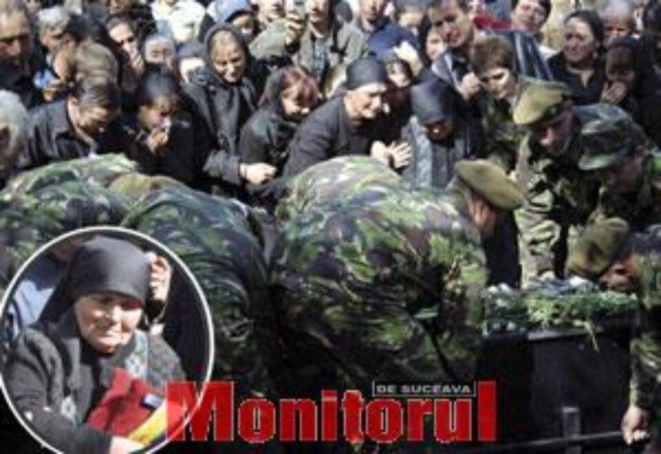 Un sat întreg și-a plâns eroul