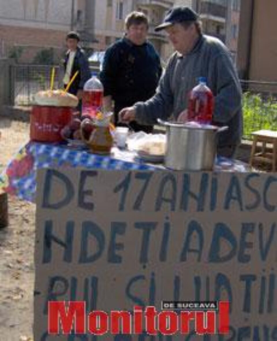 Protestatarii se duc cu oala cu sarmale de prohod la Parchetul Suceava Protestatarii se duc cu oala cu sarmale de prohod la Parchetul Suceava