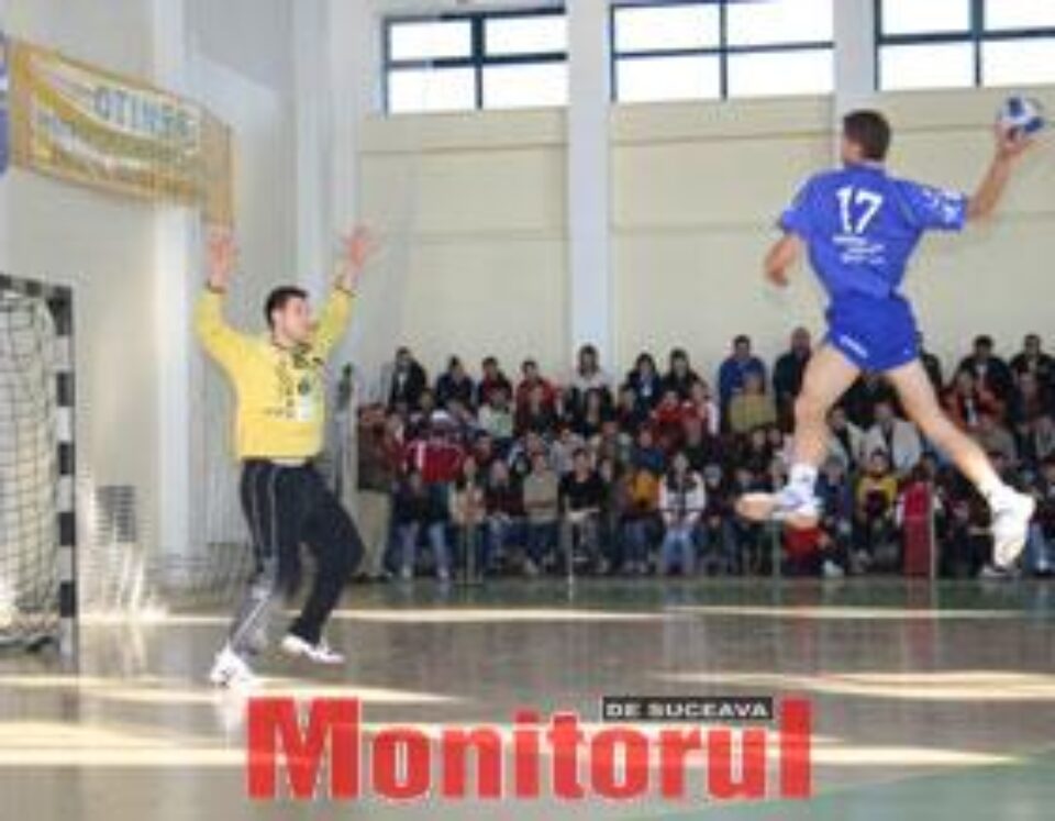 Studenții continuă sesiunea examenelor dificile