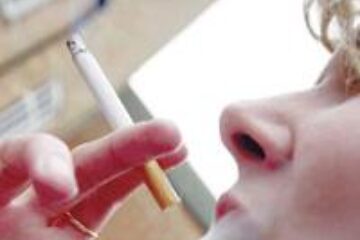 Adolescenții care se simt relaxați după prima țigară fumată pot deveni dependenți