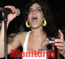 Mick Jagger: „Mă tem ca Amy Winehouse va muri tânără”