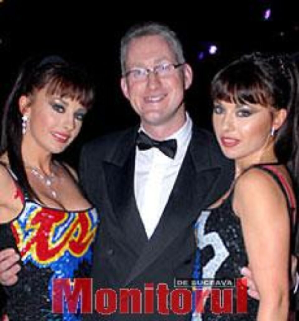 Cheeky Girls şi parlamentarul britanic Lembit Opik