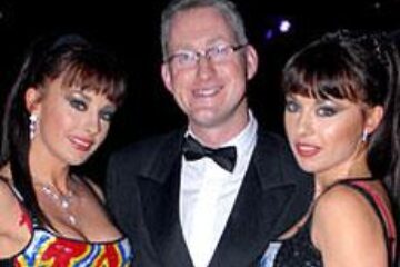 Cheeky Girls şi parlamentarul britanic Lembit Opik