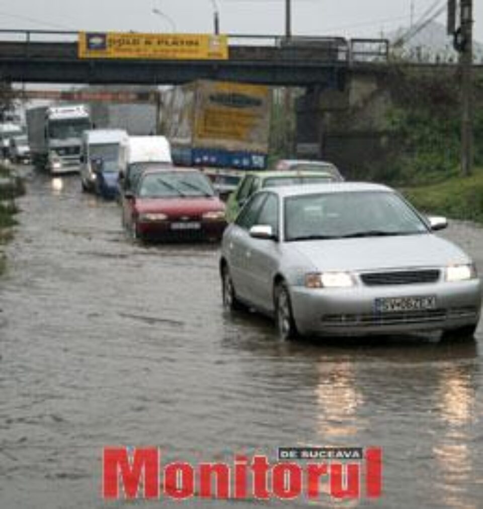 Lac de acumulare sub pasarela de la Șcheia