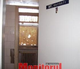 Fereastra de la care s-a aruncat sinucigaşul