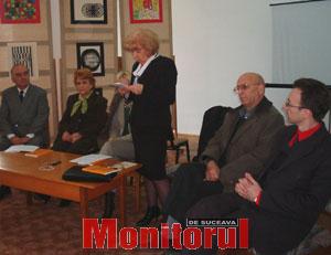 Lansarea volumului „Prezentul sub lentile”