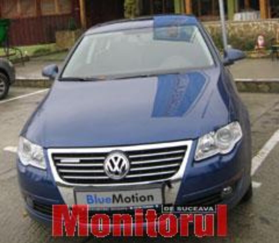 Noul model de Passat are un consum de numai 5,1 litri de motorină la 100 de km şi un nivel scăzut de emisii de CO2 Noul model de Passat are un consum de numai 5,1 litri de motorină la 100 de km şi un nivel scăzut de emisii de CO2