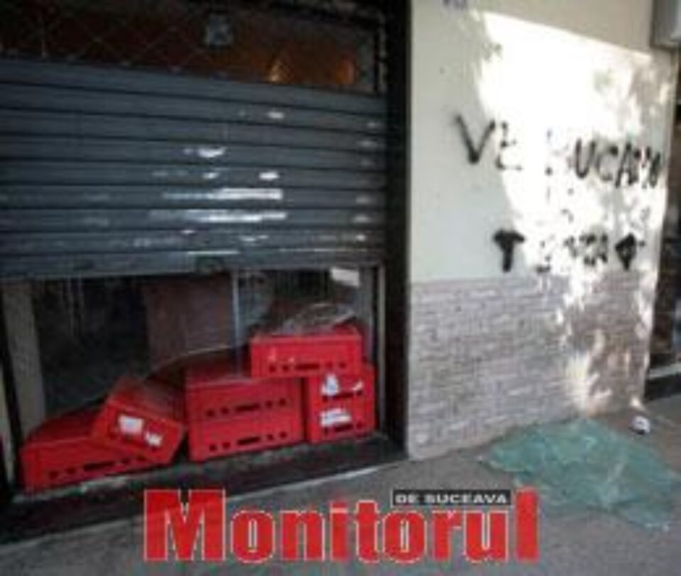 Bombă artizanală la un magazin românesc, în apropiere de Roma Bombă artizanală la un magazin românesc, în apropiere de Roma