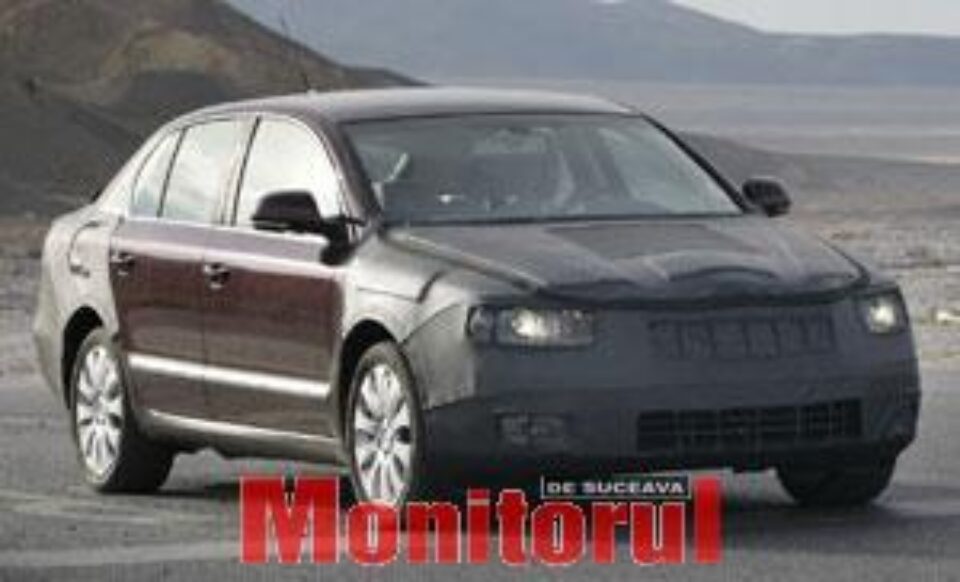 Skoda este Superb chiar și camuflată Skoda este Superb chiar și camuflată
