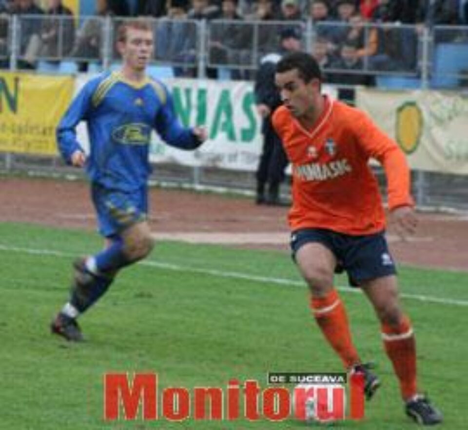 Tomaz pare să se fi învăţat cu frigul şi zăpada