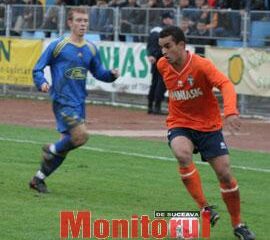 Tomaz pare să se fi învăţat cu frigul şi zăpada