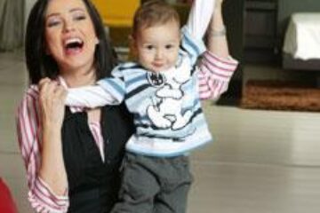 Olivia Steer şi fiul ei, David