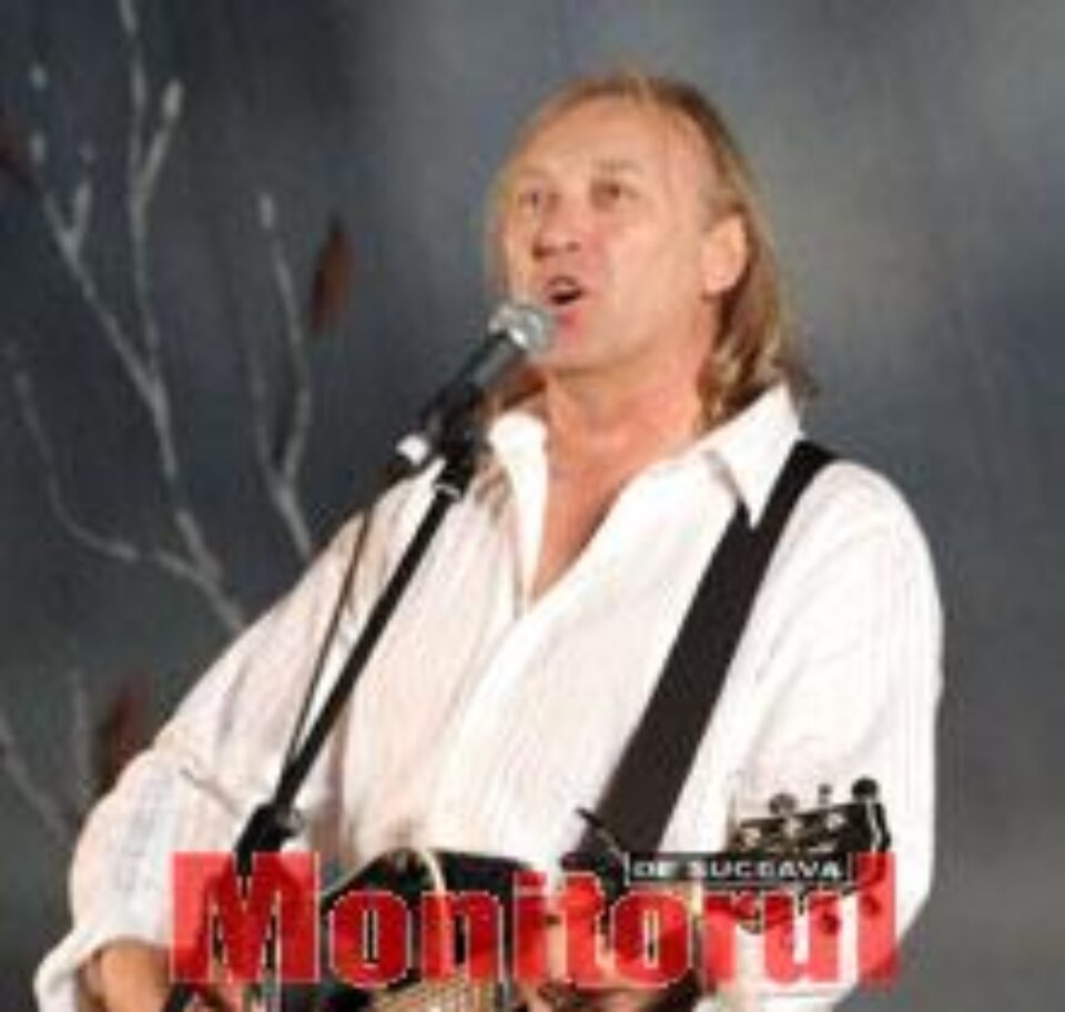 Ştefan Hruşcă a încântat, miercuri, cu cântecele sale peste 600 de suceveni Ştefan Hruşcă a încântat, miercuri, cu cântecele sale peste 600 de suceveni