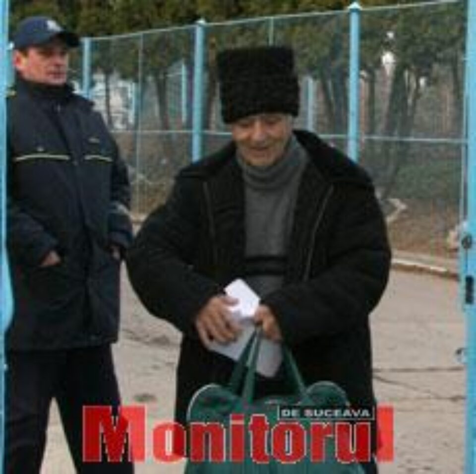 Neculai Gheban a păşit temător pe poarta închisorii