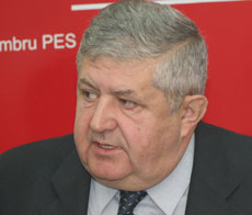 Mîrza vrea în opoziție până la alegeri