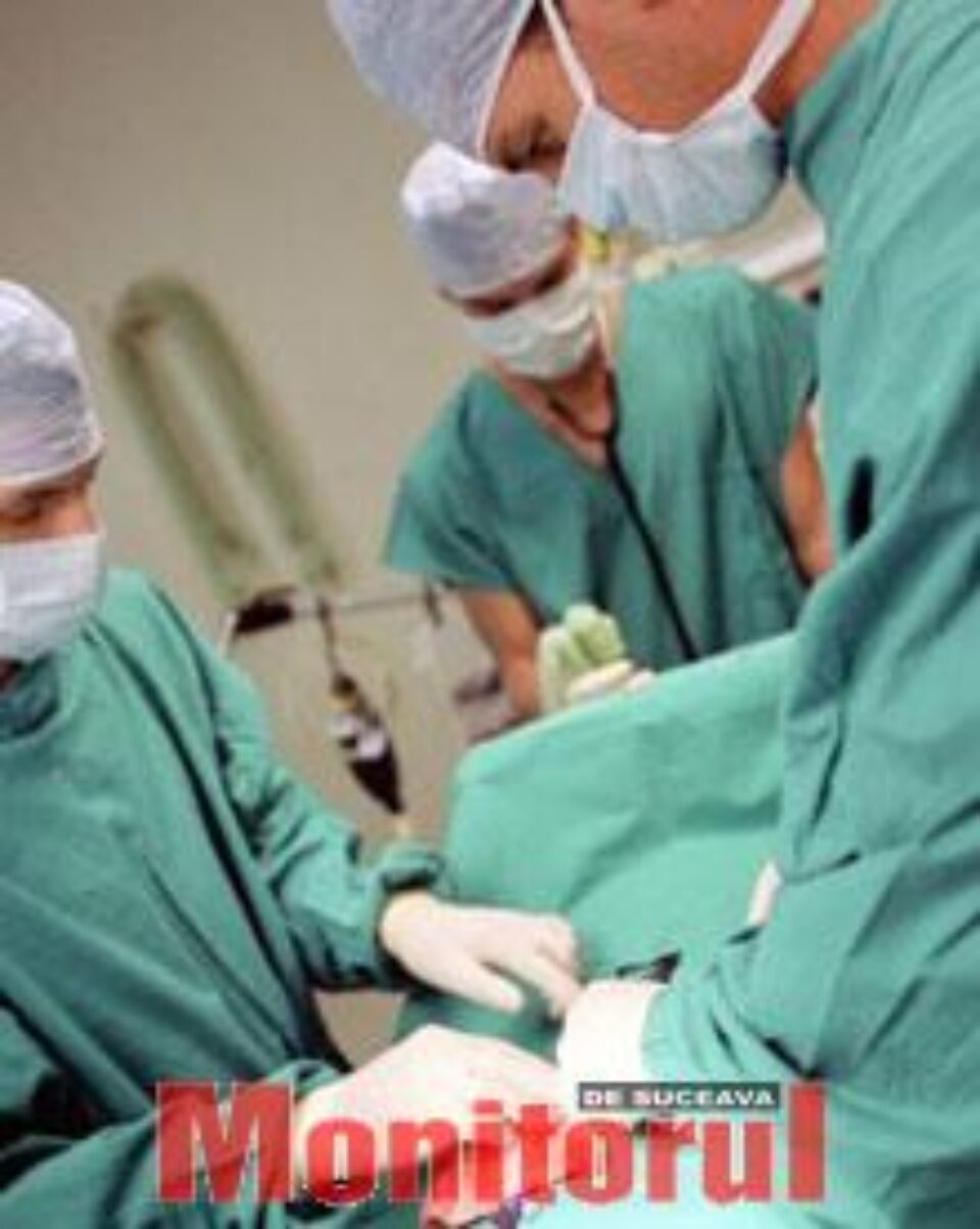 Asiguraţii cu boli grave ce nu pot fi trataţi în România au dreptul la asistenţă medicală în clinici din străinătate