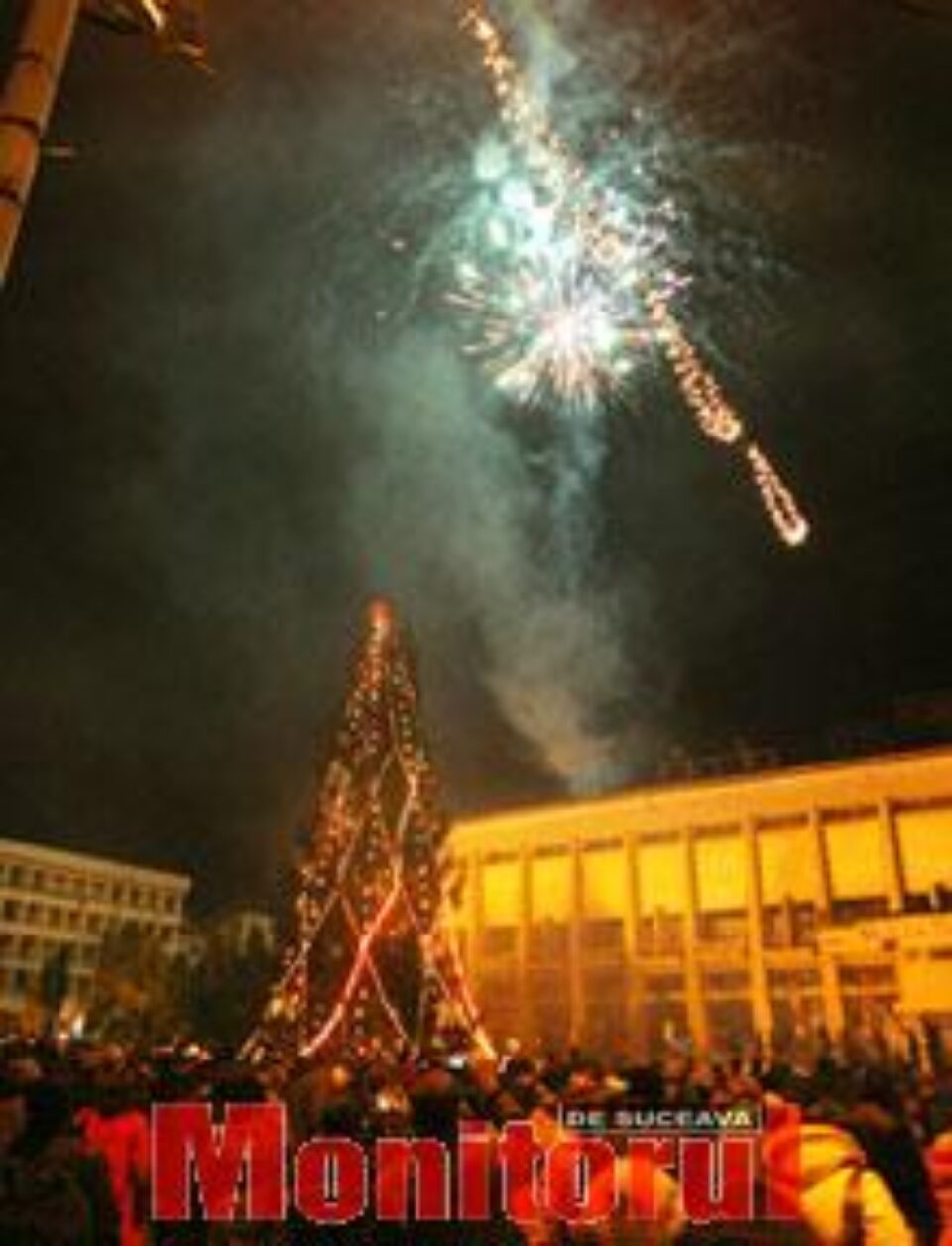 Mii de becuri colorate şi foc de artificii
