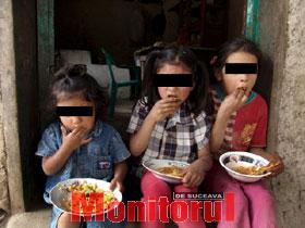 Copiii îl aşteaptă pe Moş Crăciun