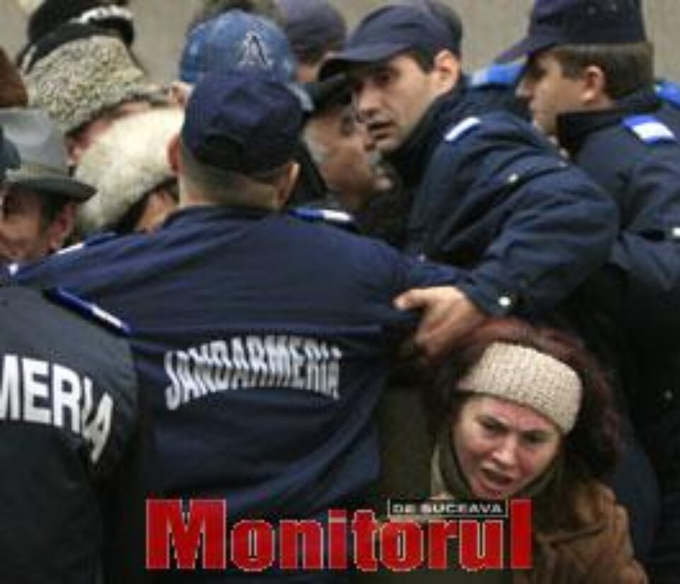 Pensionarii oferă soluția pentru dispariția cozilor la biletele de tratament