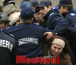 Pensionarii oferă soluția pentru dispariția cozilor la biletele de tratament