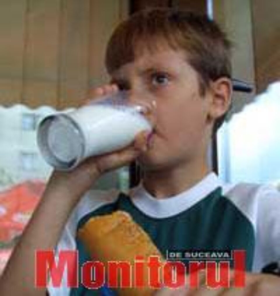 "Cornul și laptele" ar putea fi extins la gimnaziu