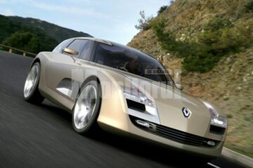 Premieră: Renault Megane 3 va arăta așa?