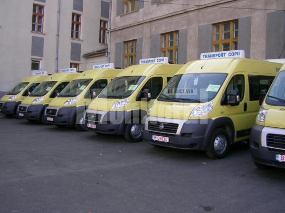 Dotare: Microbuzele școlare au fost distribuite în județ
