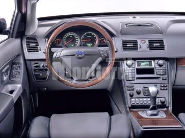 Volvo XC90 nu este mort!