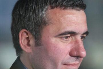 Pentru rege: Cheie de aur pentru Hagi