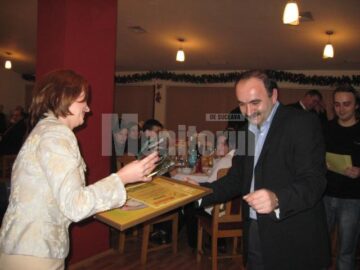 Eveniment: Hara a cântat la Topurile „Monitorul 2007”