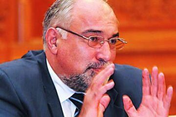 Varujan Vosganian: „Nu vor mai fi creșteri salariale substanțiale”