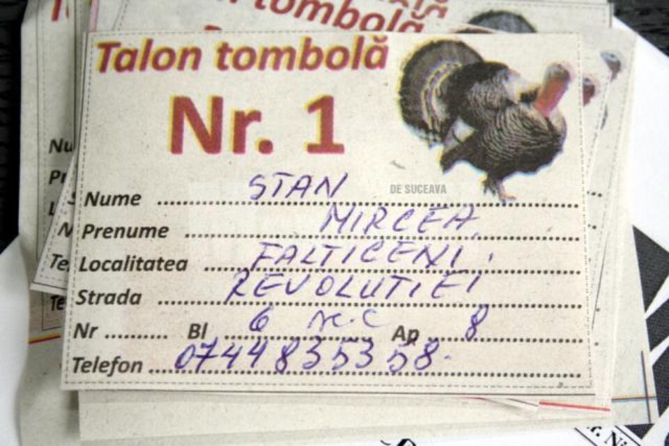 Tombolă: Curcanul de Revelion, câștigat de un fălticenean