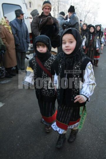 Festivalul Tradițional al Obiceiurilor Populare