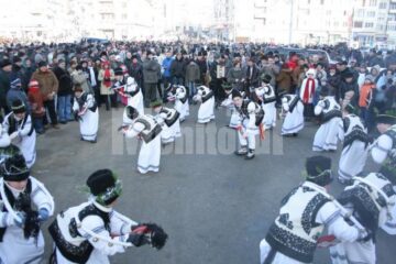 Festivalul Tradițional al Obiceiurilor Populare