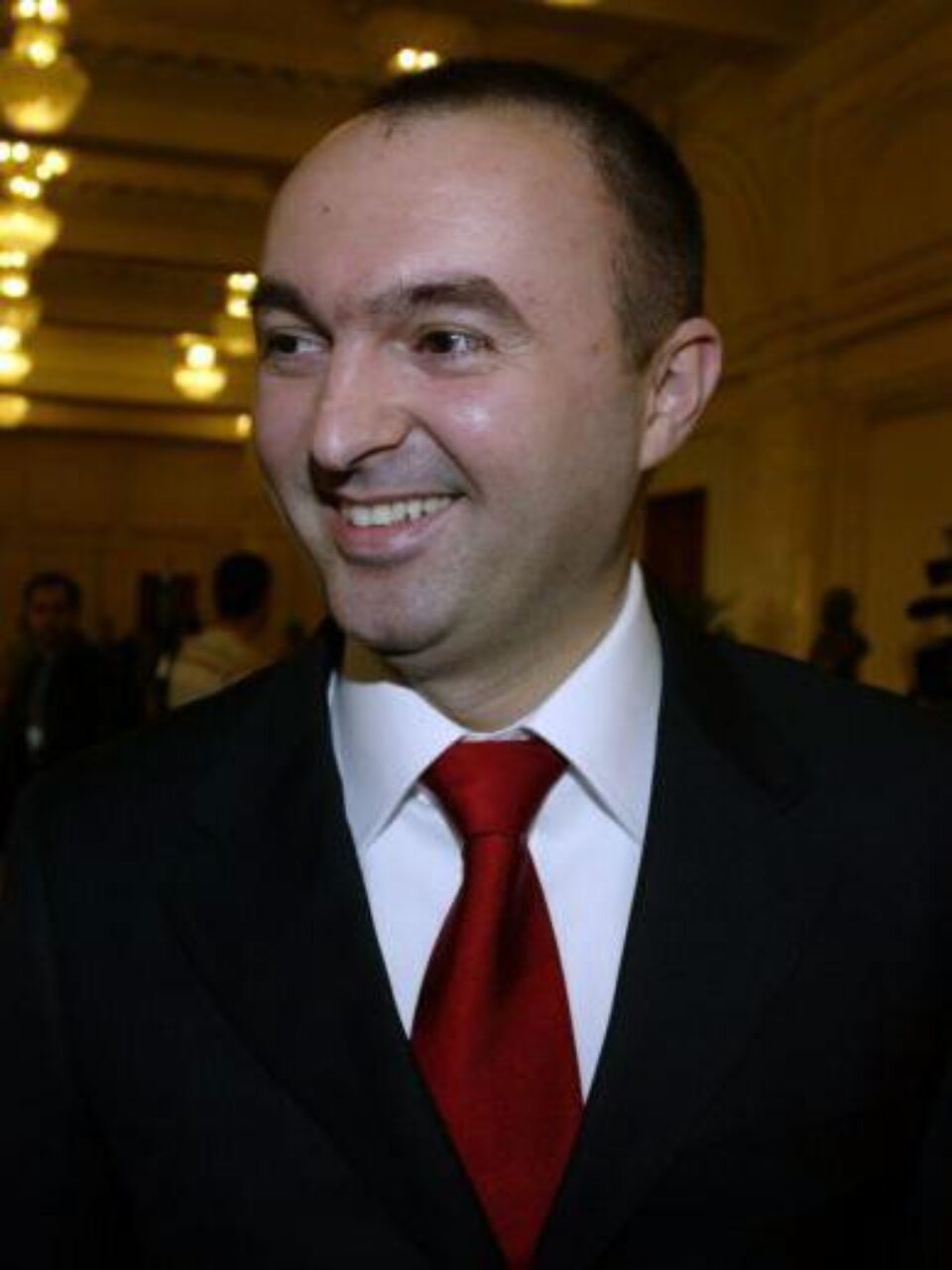 Bilanț la Educație:: Doi miniștri și un pachet de legi pentru tot învățământul