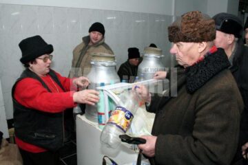Deși au intrat în vigoare: Țăranii din piețe habar nu au de normele de igienă ale UE