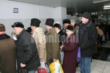Deși au intrat în vigoare: Țăranii din piețe habar nu au de normele de igienă ale UE