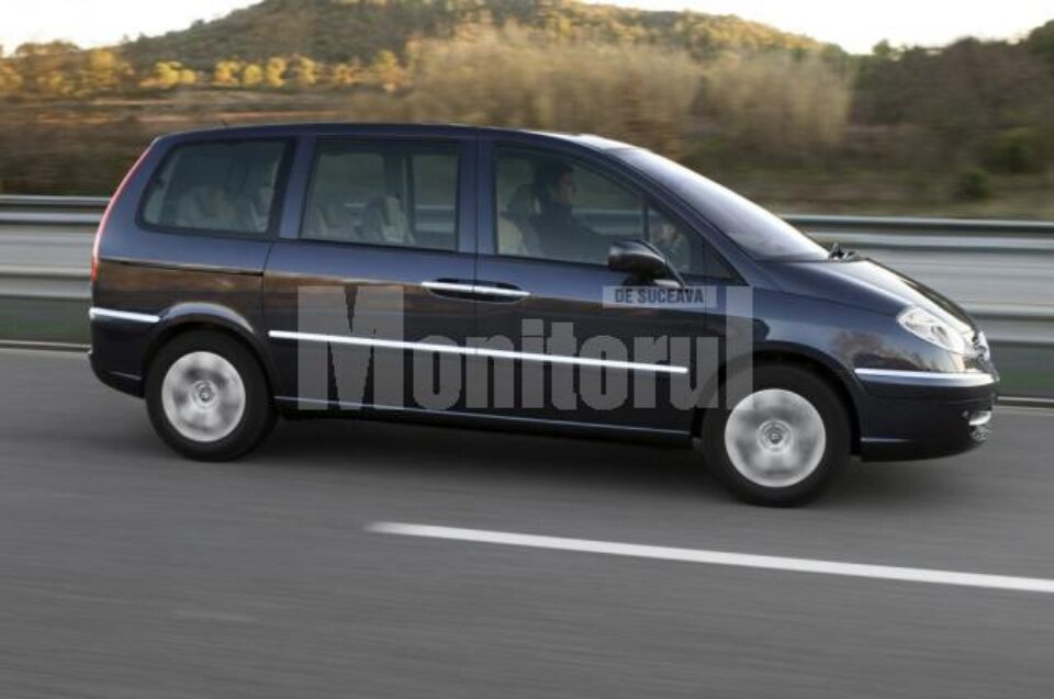 Citroen C8, mereu tânăr