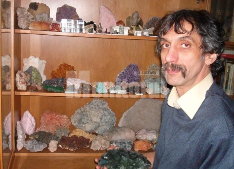 Colecție flori de mină - Iulian Dziubinschi