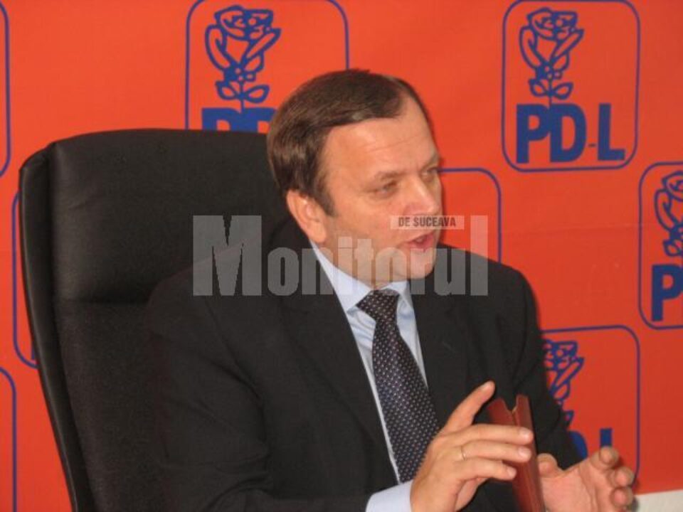 Gheorghe Flutur: „PSD să nu vorbească de Hayssam, după ce a defilat cu el” Gheorghe Flutur: „PSD să nu vorbească de Hayssam, după ce a defilat cu el”