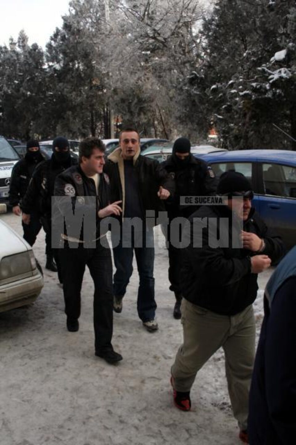 În așteptare: Traficanții de țigări află azi dacă rămân în arest