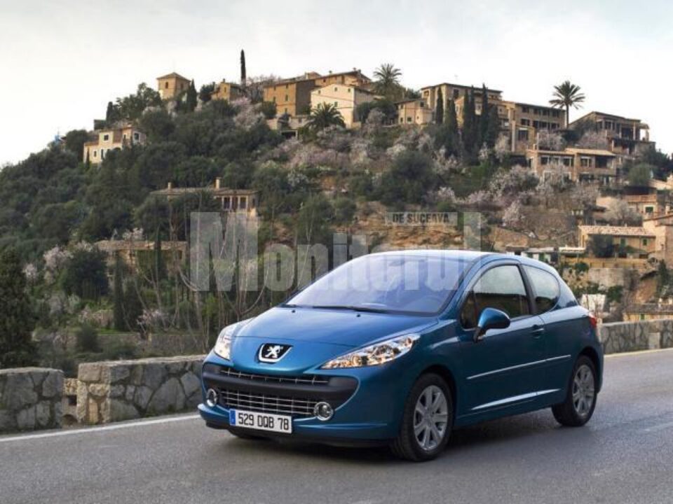 Prezentare: Peugeot 207, mon petit superstar