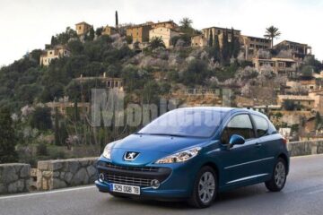 Prezentare: Peugeot 207, mon petit superstar