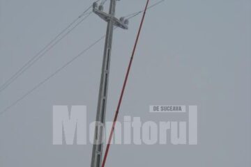 Îndepărtarea chiciurii cu prăjini electroizolante