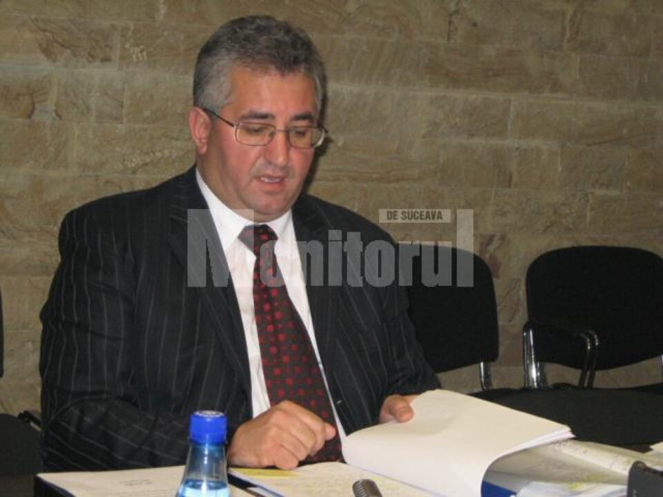 Ion Lungu afirmă că toți pensionarii cu o pensie de până la 1.000 de lei vor primi abonamente TPL gratuite Ion Lungu afirmă că toți pensionarii cu o pensie de până la 1.000 de lei vor primi abonamente TPL gratuite