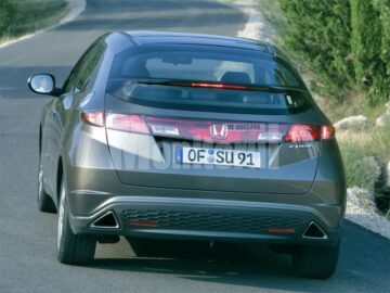 Honda Civic(ea) cu vino încoa