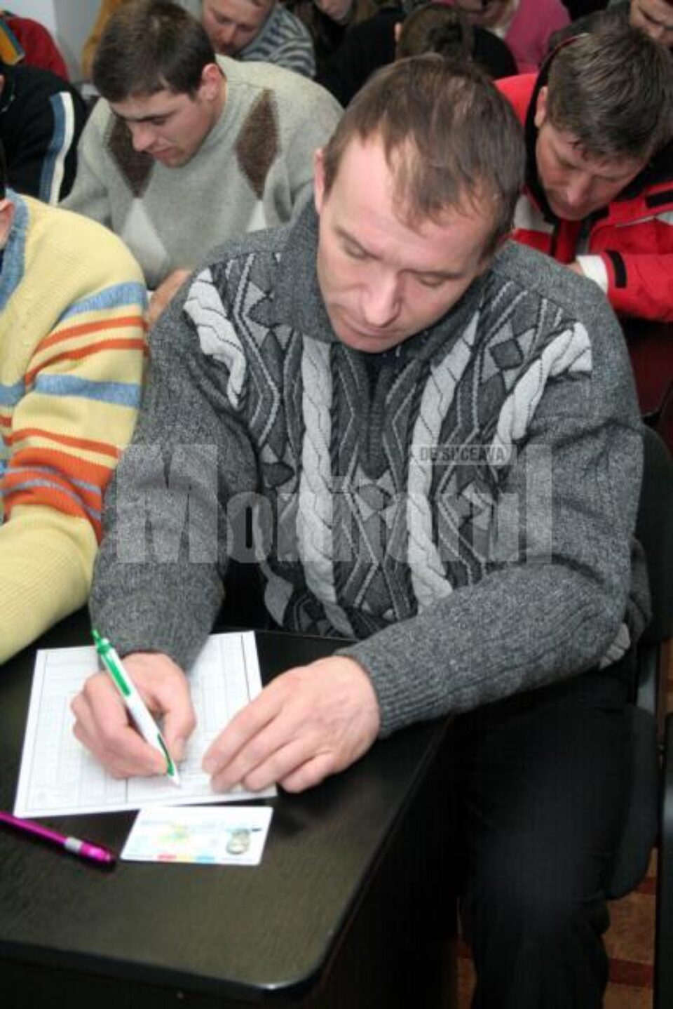 Vor la volan: Permisul de conducere, „act obligatoriu” pentru suceveni